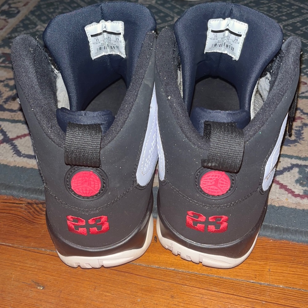 Jordan 9 “Space Jam”